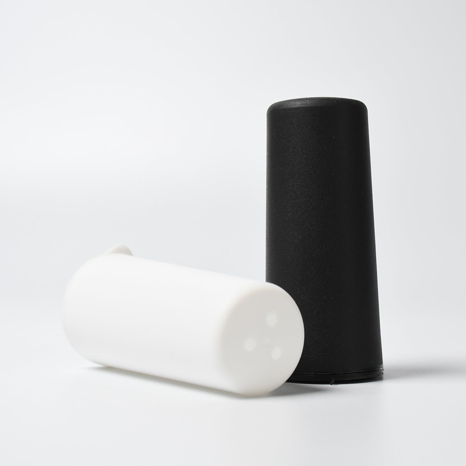 5317 Salt Pepper Dispenser Dining Table Spice Storing Use New Look Dispenser For Home Hotel Use - Namma Angadi