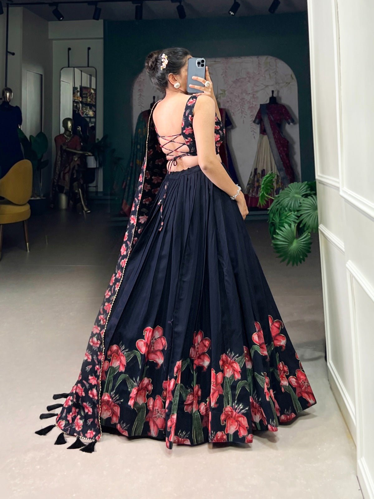 The Perfect Blend of Tradition And Sparkle Lehenga Choli - Namma Angadi