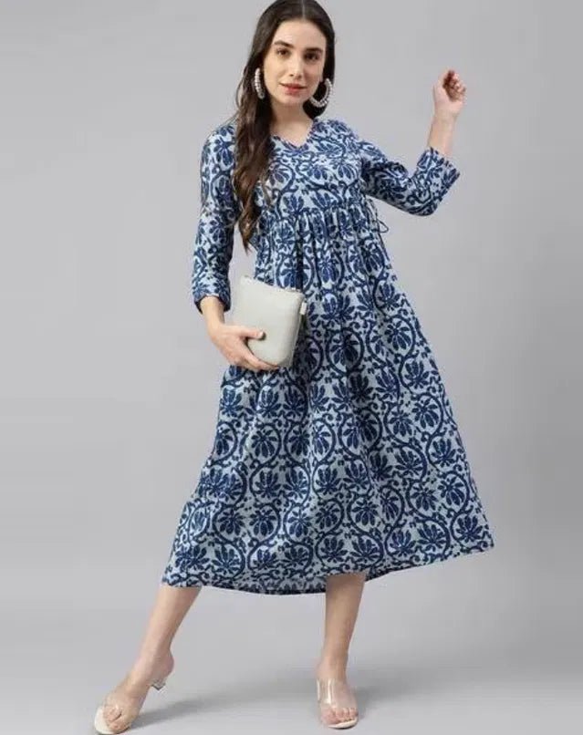 Women Solid Cotton Gown - Namma Angadi